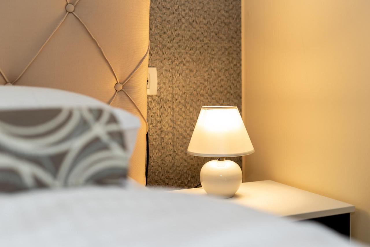 Santalezi Hotel Tomazici מראה חיצוני תמונה