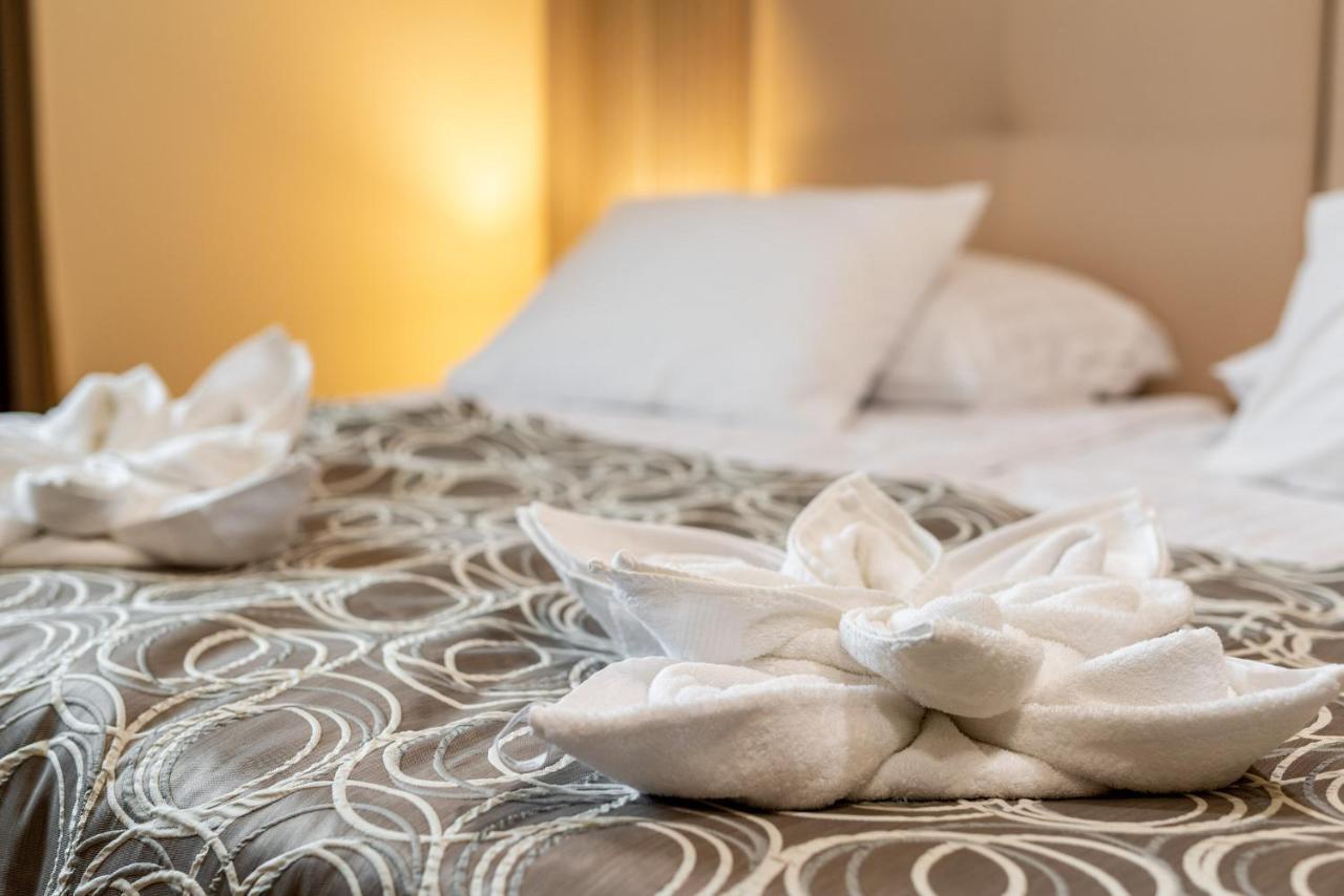 Santalezi Hotel Tomazici מראה חיצוני תמונה