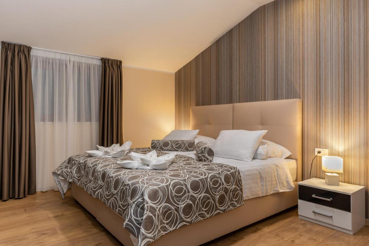 Santalezi Hotel Tomazici מראה חיצוני תמונה